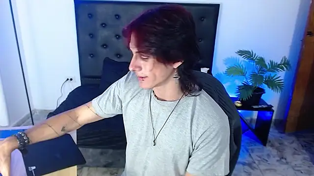 andreey50 online show from 12/03/25, 08:51