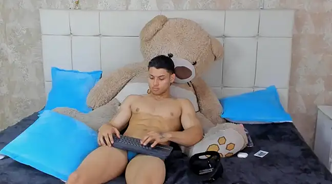 jeicob gagnon online show from 02/11/25, 01:09