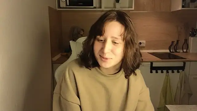 whatamarrie online show from 12/23/24, 07:09