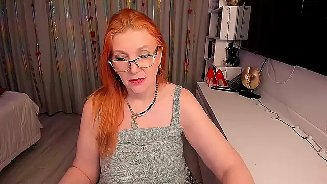 Snapshot of Fire-Fox-One chatting on 03/12/25, 07:49 Fire-Fox-One online show from 03/12/25, 07:49