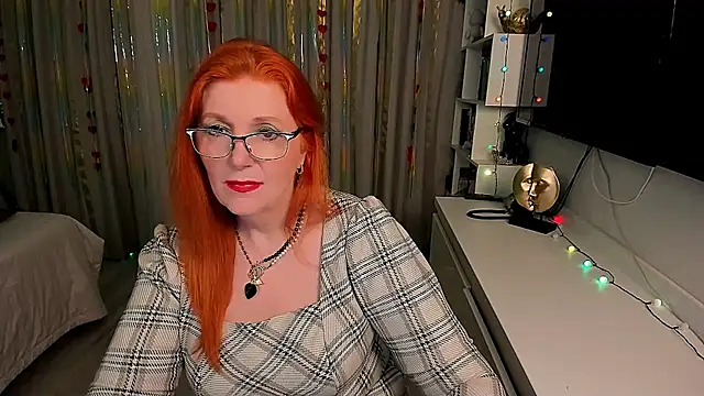 Snapshot of Fire-Fox-One chatting on 03/14/25, 04:51 Fire-Fox-One online show from 03/14/25, 04:51