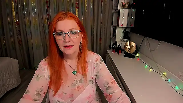 Snapshot of Fire-Fox-One chatting on 03/15/25, 07:16 Fire-Fox-One online show from 03/15/25, 07:16