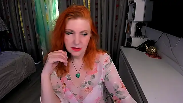 Fire-Fox-One online show from 04/03/26, 03:59