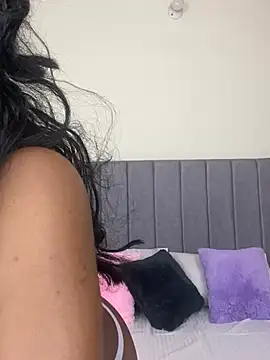 Snapshot of Zizi-campbel chatting on 01/23/25, 02:50 Zizi-campbel online show from 01/23/25, 02:50