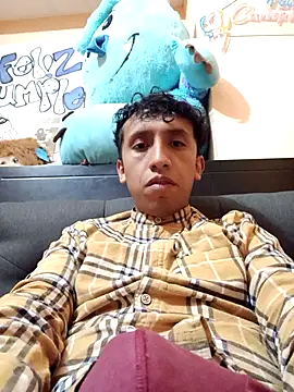 Snapshot of Alex-col chatting on 09/13/25, 04:45 Alex-col online show from 09/13/25, 04:45