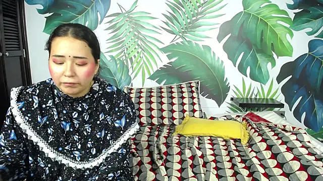 Snapshot of Gurvinder_1 chatting on 02/19/25, 06:21 Gurvinder 1 online show from 02/19/25, 06:21