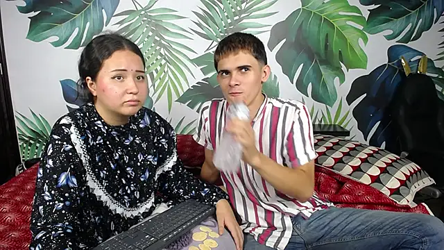 Snapshot of Gurvinder_1 chatting on 03/12/25, 06:33 Gurvinder 1 online show from 03/12/25, 06:33