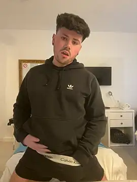 gayboooy nrw online show from 03/31/26, 06:08