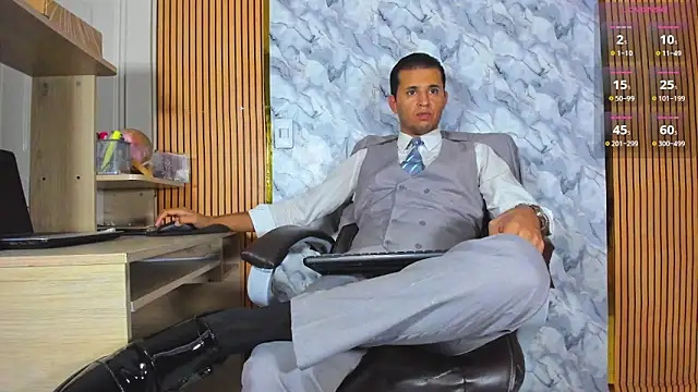 Hideintheoffice online show from 06/23/26, 02:09