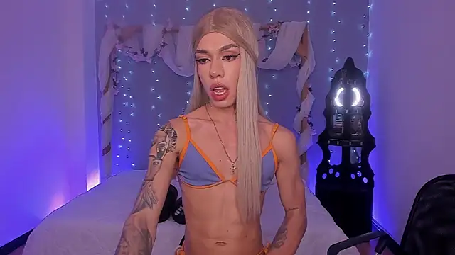 Camillesanto online show from 03/18/25, 02:47