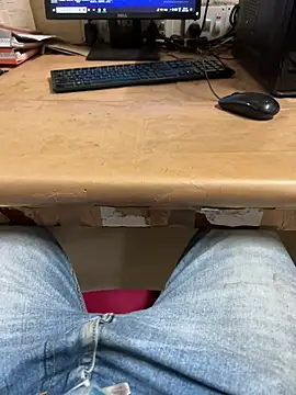 Hillz king 98 online show from 01/27/25, 09:00