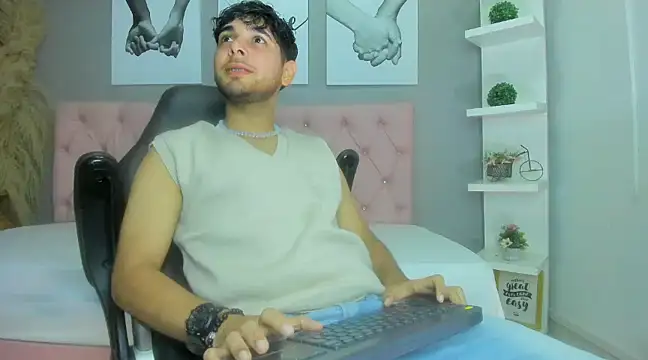 Samir bear online show from 02/05/25, 01:00