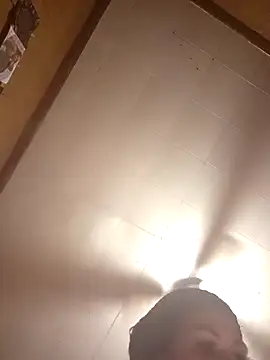 carmelbbyx22 online show from 04/18/26, 01:53