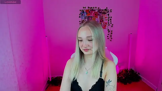 Cheryl  Brown online show from 03/08/25, 01:17