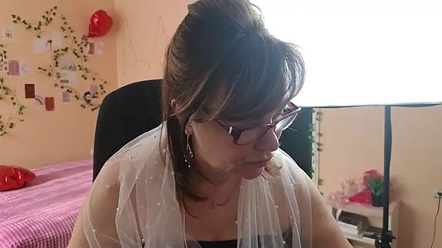 Snapshot of Miss_Moren chatting on 03/16/26, 06:17 Miss Moren online show from 03/16/26, 06:17