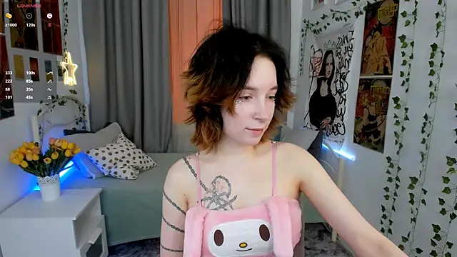 lilithlunna online show from 01/17/25, 10:45