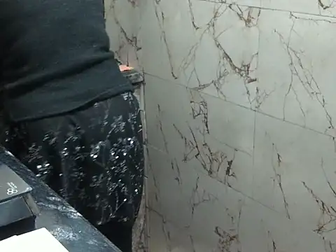 Housewife12 online show from 01/10/26, 08:16