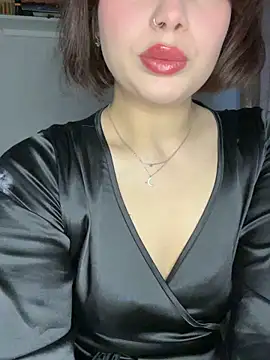 AmmyRich1 online show from 04/15/26, 02:51