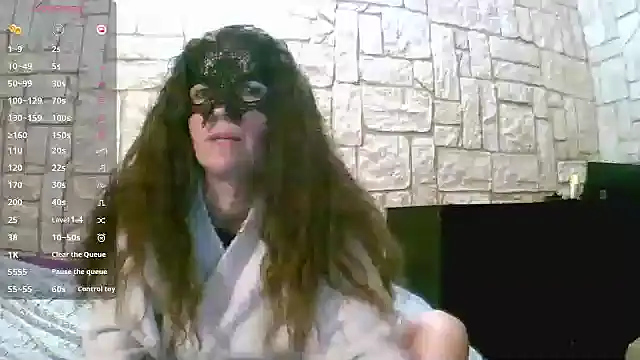 sansan2411 online show from 02/05/25, 09:50