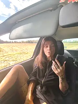 sansan2411 online show from 10/06/25, 12:02