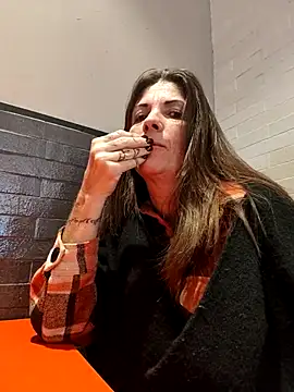 sansan2411 online show from 11/07/25, 01:11