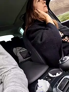 sansan2411 online show from 11/14/25, 10:58