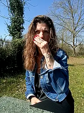 sansan2411 online show from 03/19/26, 12:20