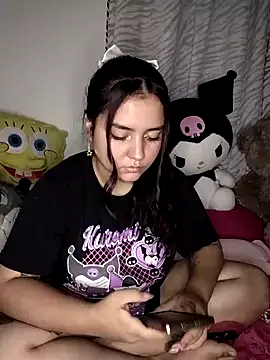 Snapshot of Ema_kraus chatting on 02/24/25, 05:11 Ema kraus online show from 02/24/25, 05:11