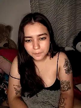 Snapshot of Ema_kraus chatting on 03/18/25, 09:52 Ema kraus online show from 03/18/25, 09:52