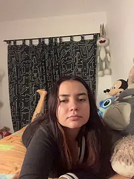 Snapshot of Ema_kraus chatting on 02/07/26, 01:09 Ema kraus online show from 02/07/26, 01:09