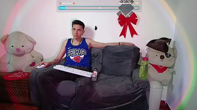 Snapshot of Ambar_and_daimon_ chatting on 04/11/26, 06:18 Ambar and daimon online show from 04/11/26, 06:18