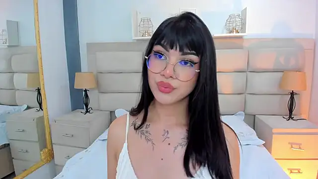 RoseCassie online show from 03/05/25, 03:51