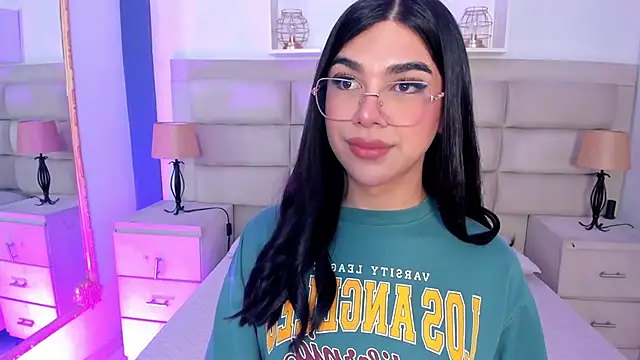 RoseCassie online show from 09/25/25, 12:53