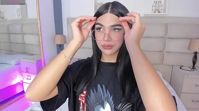 RoseCassie online show from 10/11/25, 01:42