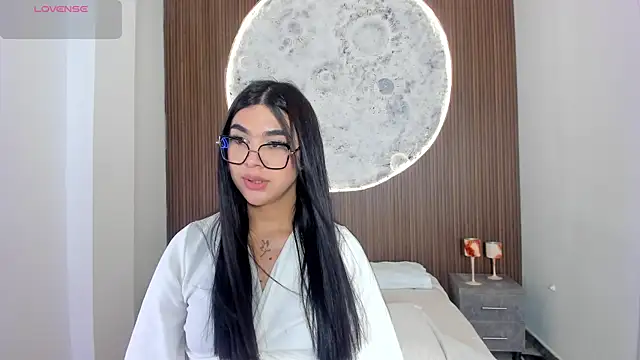 Snapshot of RoseCassie chatting on 04/18/26, 07:07 RoseCassie online show from 04/18/26, 07:07