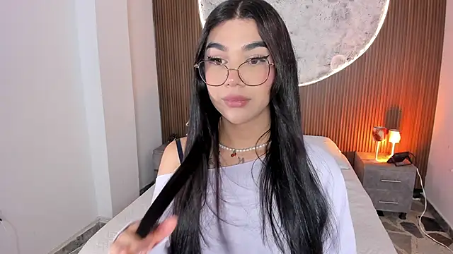 Snapshot of RoseCassie chatting on 05/15/26, 01:29 RoseCassie online show from 05/15/26, 01:29