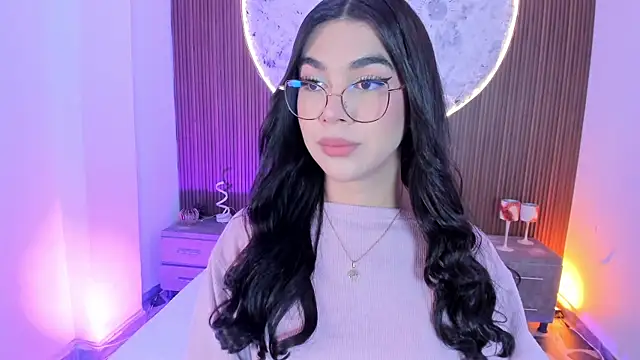 Snapshot of RoseCassie chatting on 05/29/26, 12:47 RoseCassie online show from 05/29/26, 12:47