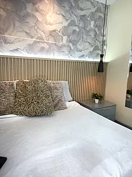 AinaraJimenez online show from 11/14/25, 07:34