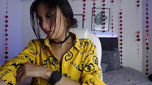 mia collens online show from 03/08/25, 03:39