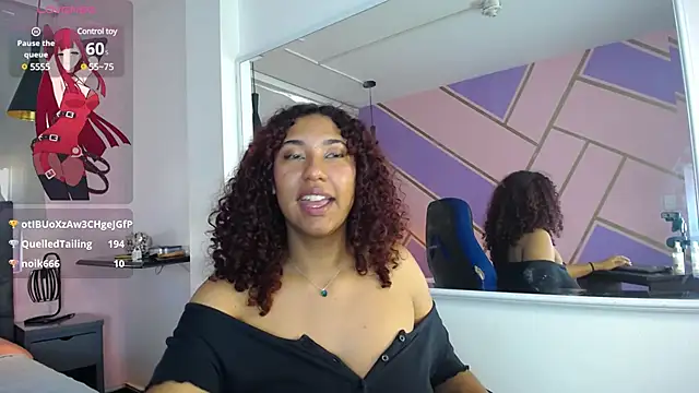 Snapshot of lauraltt chatting on 01/14/25, 04:08 lauraltt online show from 01/14/25, 04:08