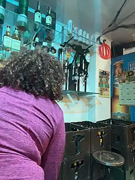 lauraltt online show from 11/04/25, 02:21