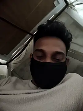 Snapshot of Treccy_91 chatting on 03/21/25, 06:29 Treccy 91 online show from 03/21/25, 06:29