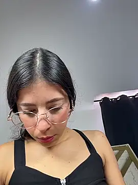 evaFiore online show from 06/25/26, 06:45