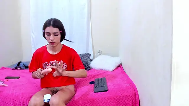 Mariana 16  online show from 01/31/25, 09:59