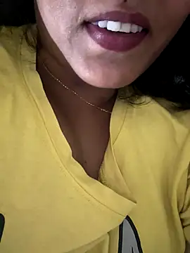 priyadevi17 online show from 10/19/25, 08:42