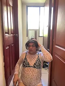 NikkelSofia online show from 02/04/25, 06:06