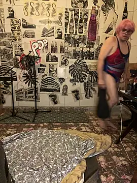 NikkelSofia online show from 02/13/25, 06:16