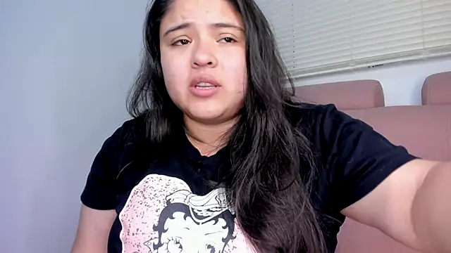 lizzie c online show from 10/24/25, 01:46