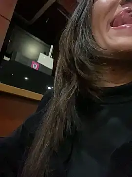 AlejandritaMilano online show from 05/21/26, 09:00