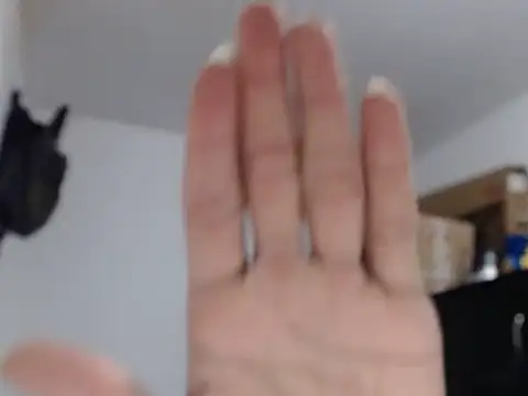 Bella DollJ online show from 10/16/25, 07:04